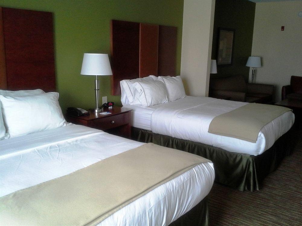 Holiday Inn Express & Suites Wytheville By Ihg Extérieur photo
