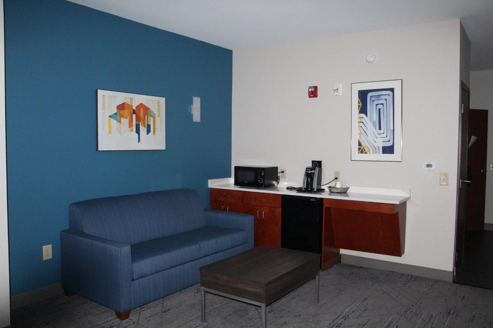 Holiday Inn Express & Suites Wytheville By Ihg Extérieur photo