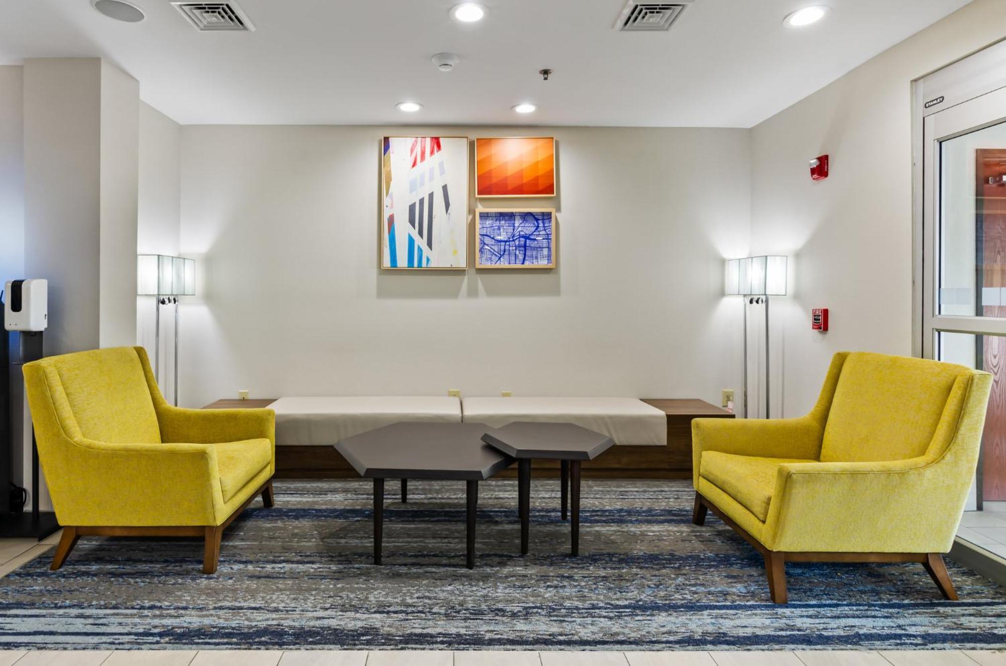 Holiday Inn Express & Suites Wytheville By Ihg Extérieur photo