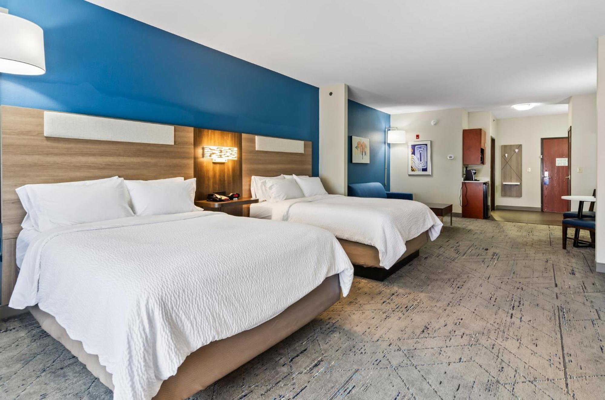 Holiday Inn Express & Suites Wytheville By Ihg Extérieur photo
