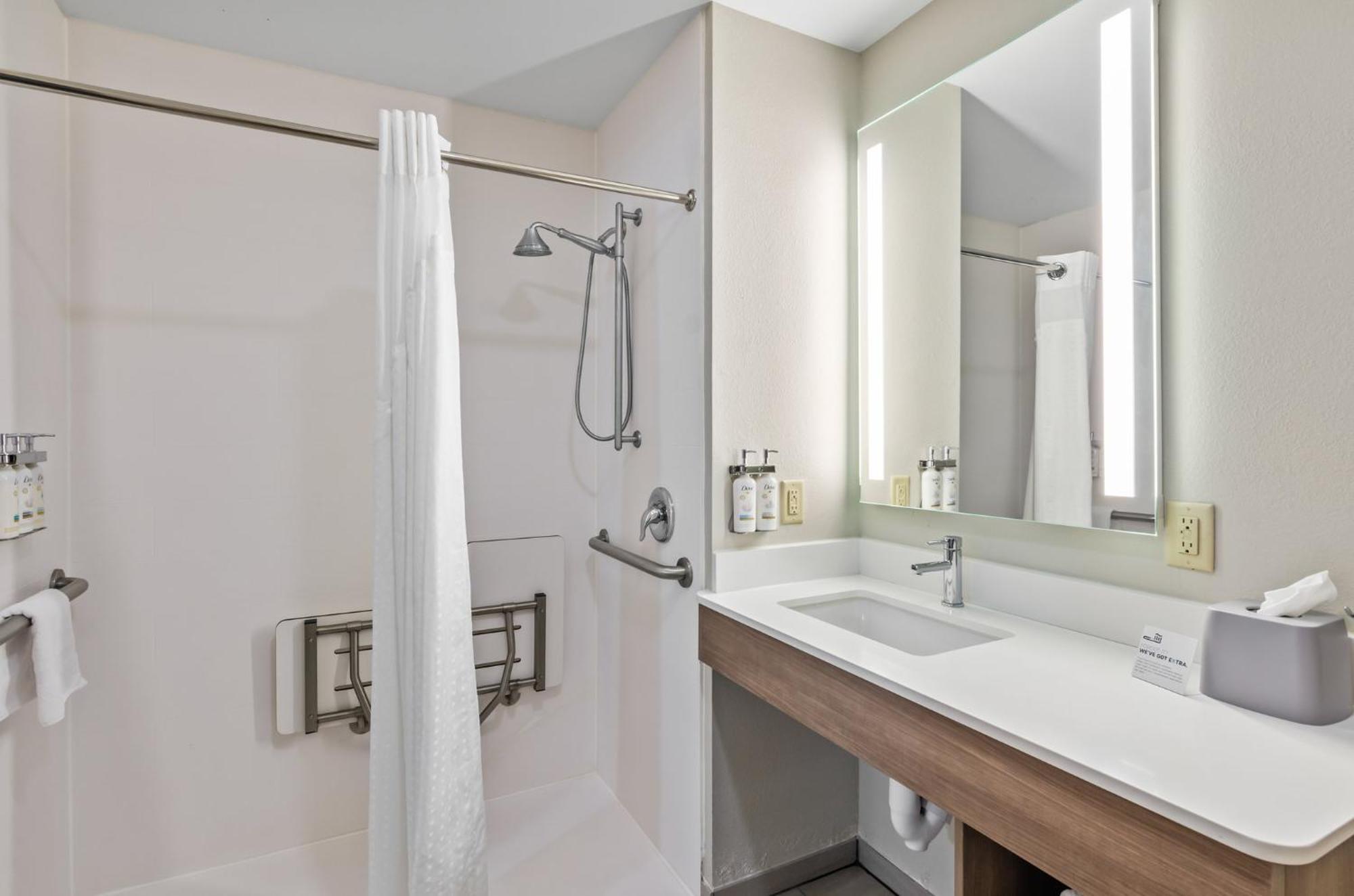 Holiday Inn Express & Suites Wytheville By Ihg Extérieur photo