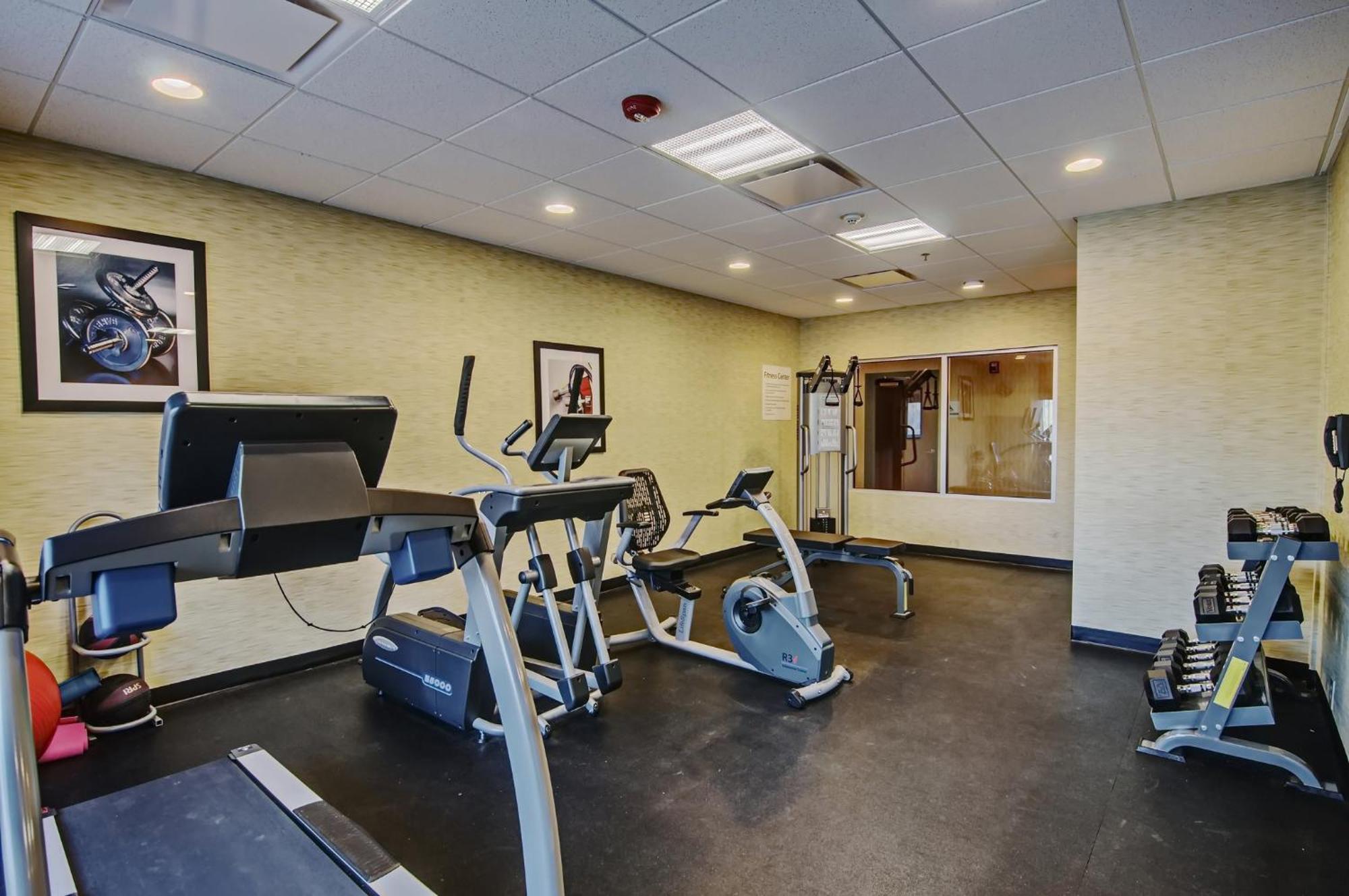 Holiday Inn Express & Suites Wytheville By Ihg Extérieur photo